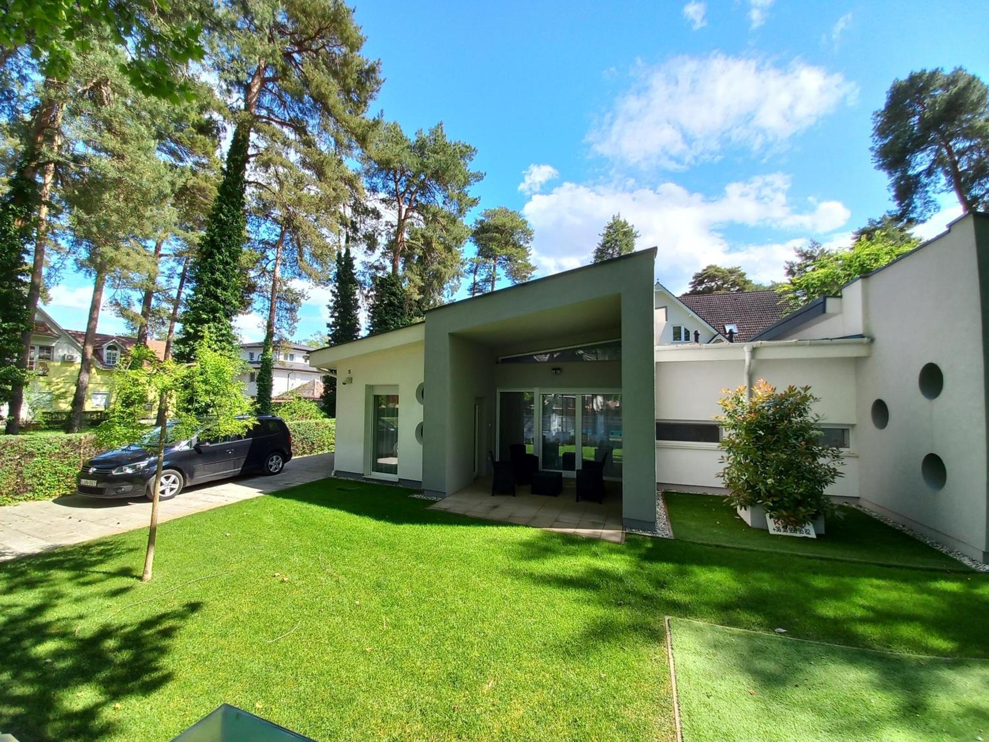 Villa Bori Siofok Exterior photo